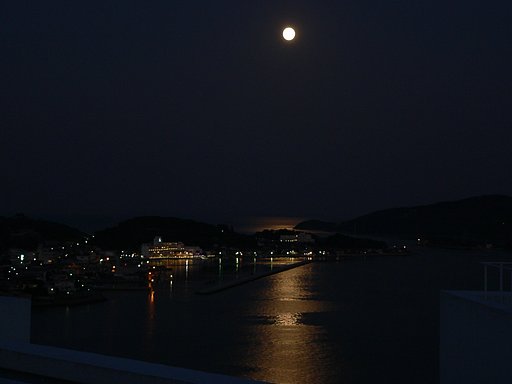 満月と牛窓の海！