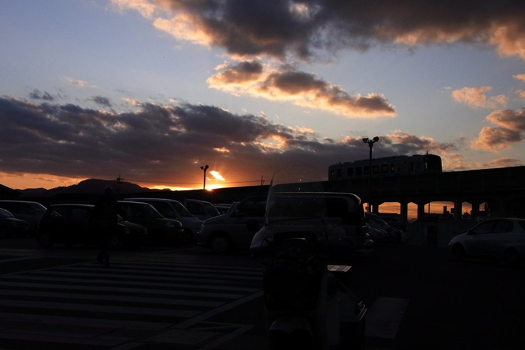 夕日を受けて