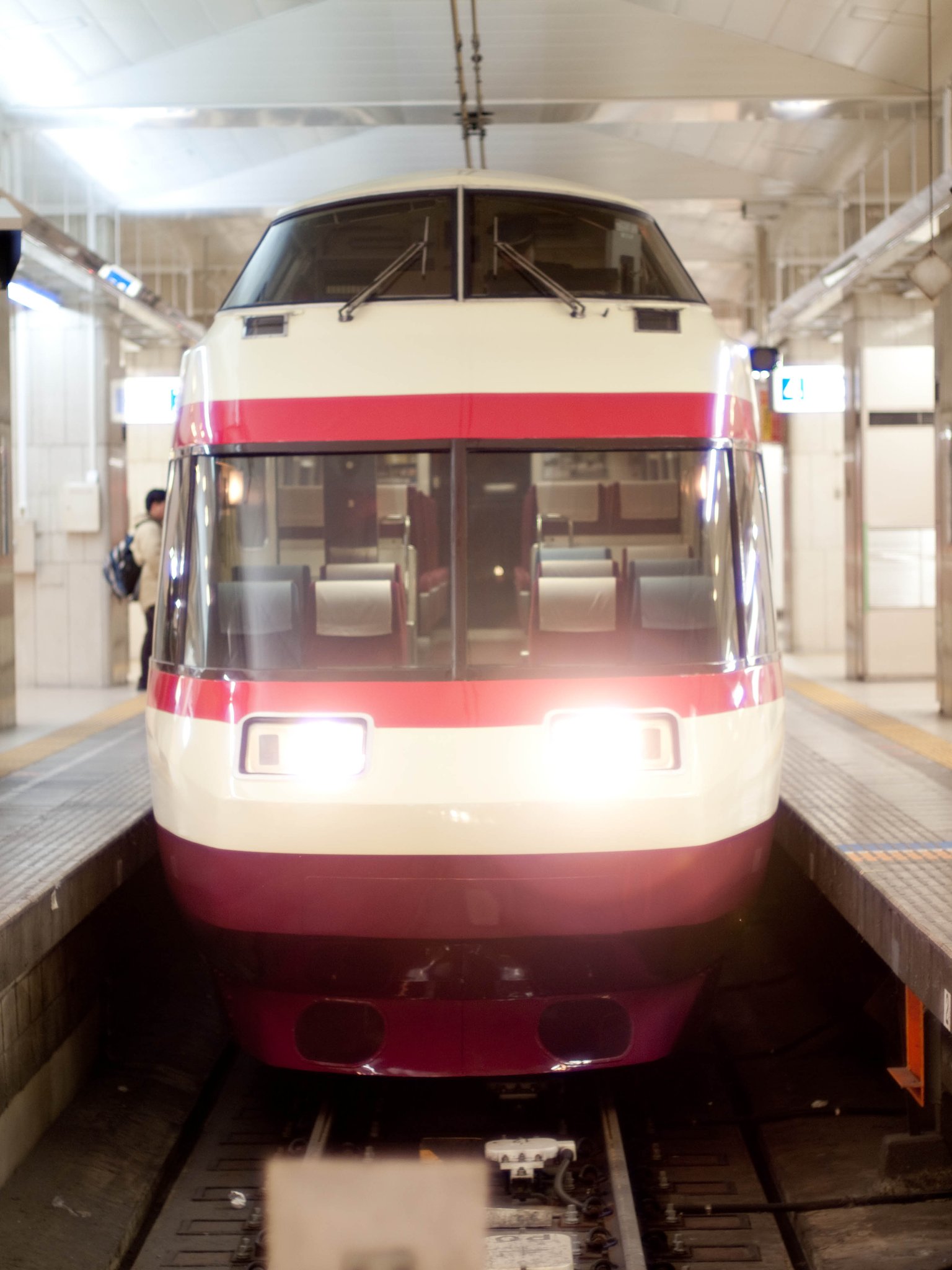 小田急10000形（HiSE）