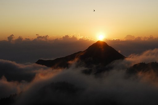 雲上の夕焼