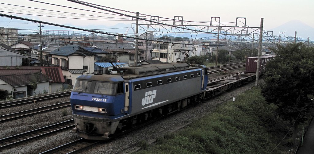 EF-2000-15