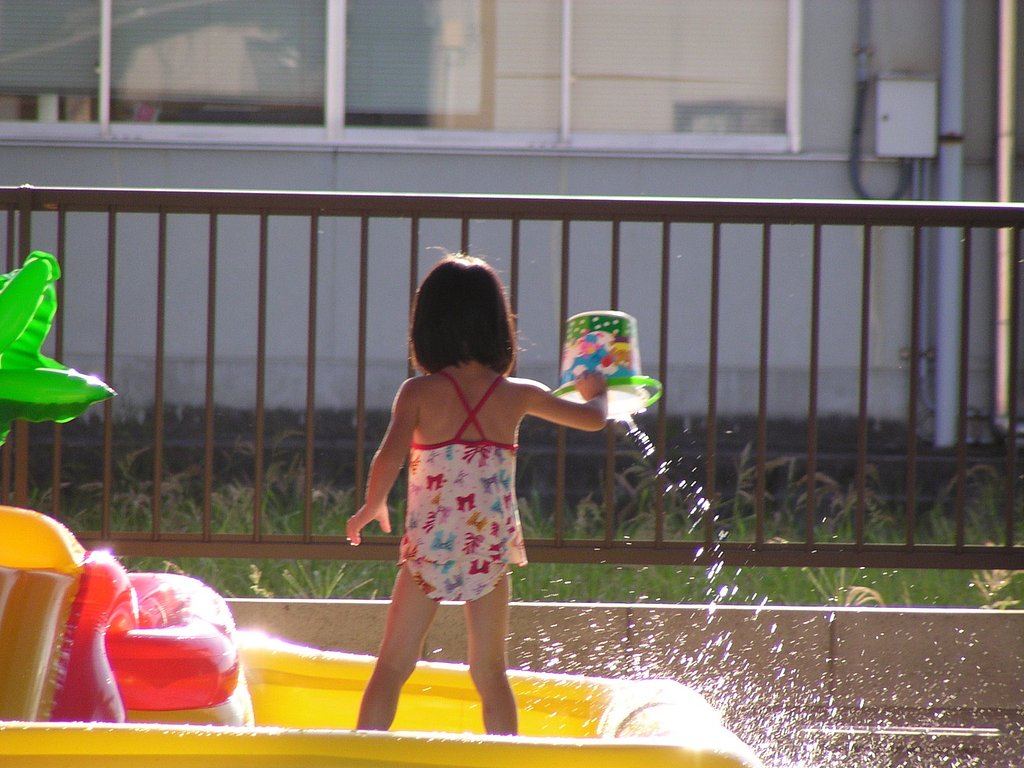 夏は終わらず