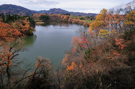 秋の最上川