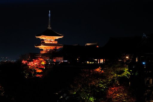 清水寺ライトアップ