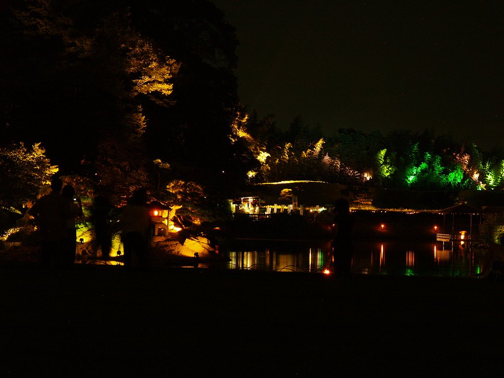 緑黄色の庭園