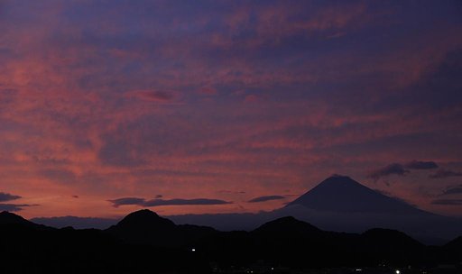 台風１１号通過後の富士の御山