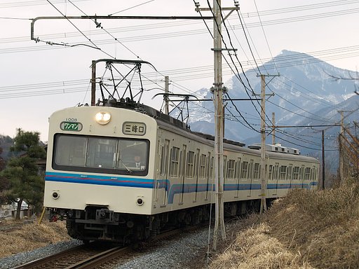 春待つ秩父路