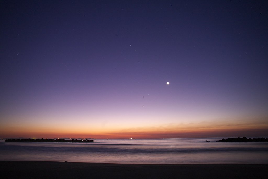 夜明けの天体ショー