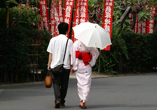 日傘の女