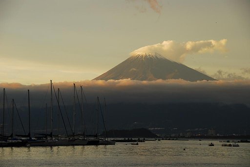 三津浜から富士山