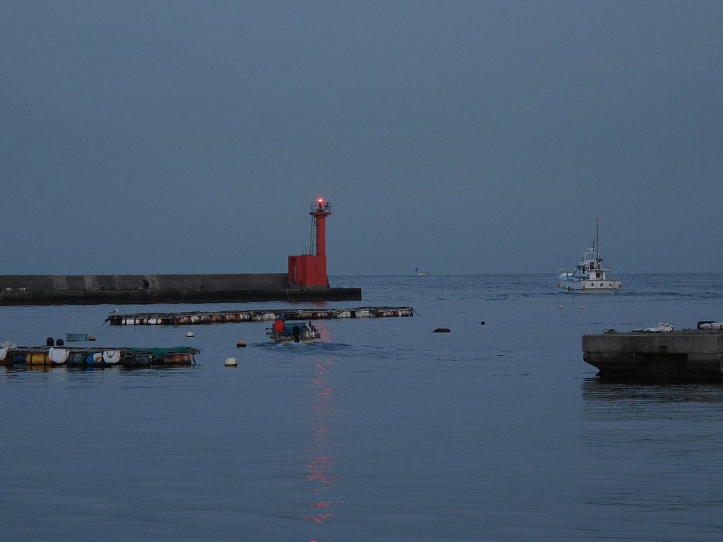 早朝の出港