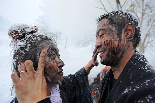 新 婚 夫 婦