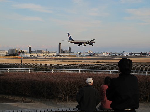 成田空港の夕景