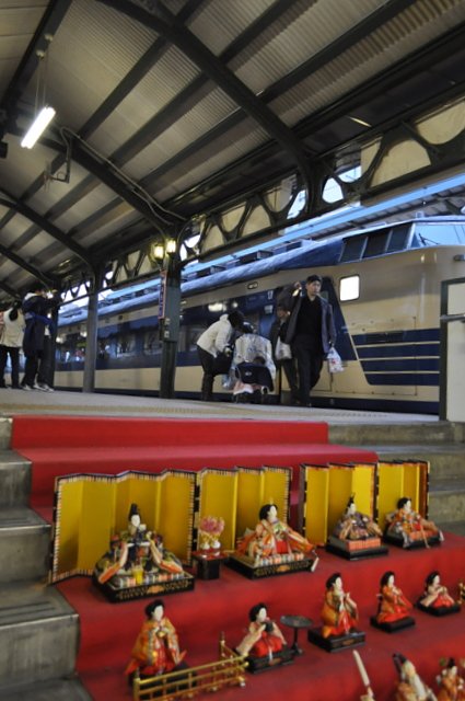 雛人形と寝台列車
