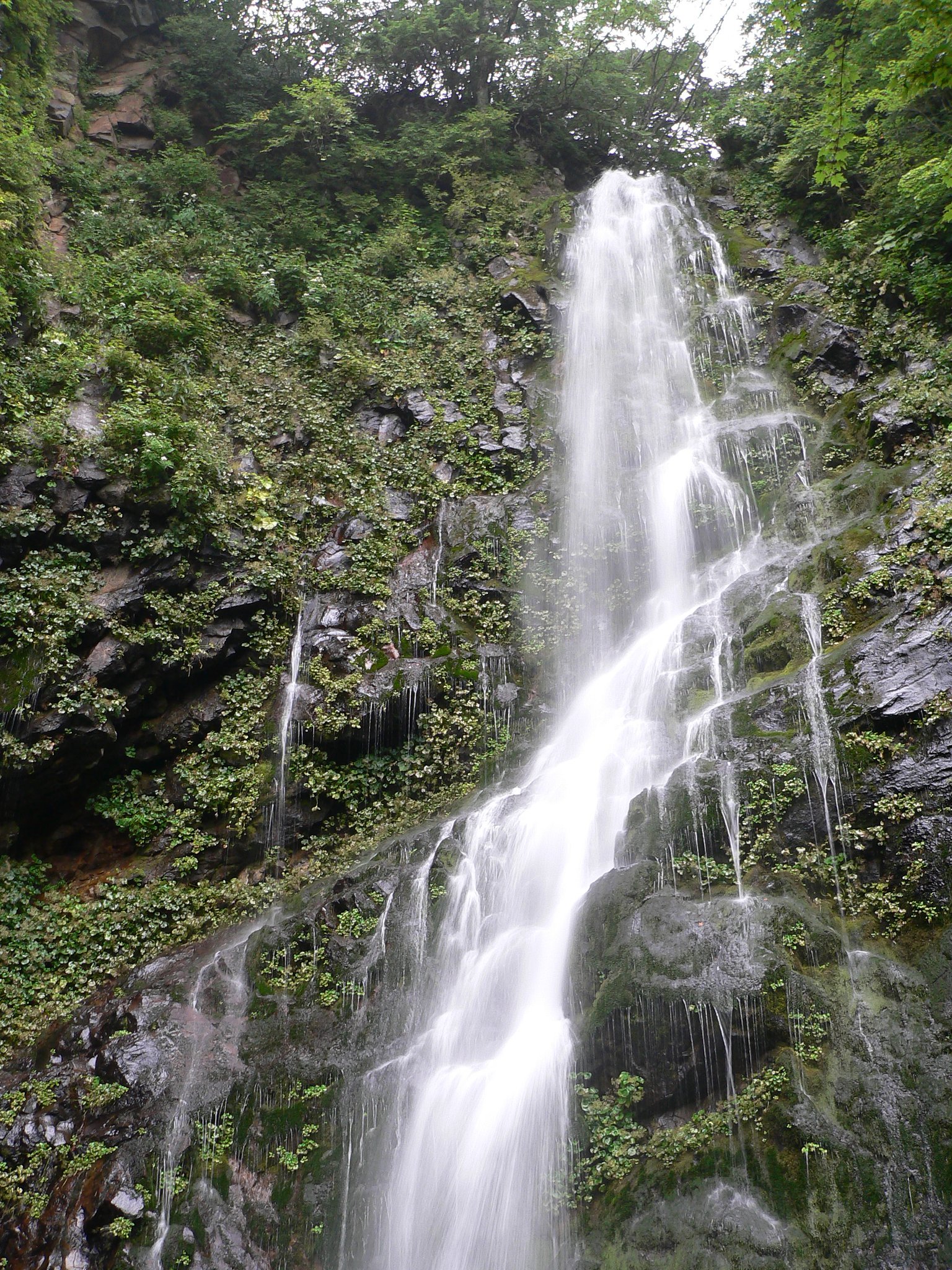 幕川温泉にある幕滝