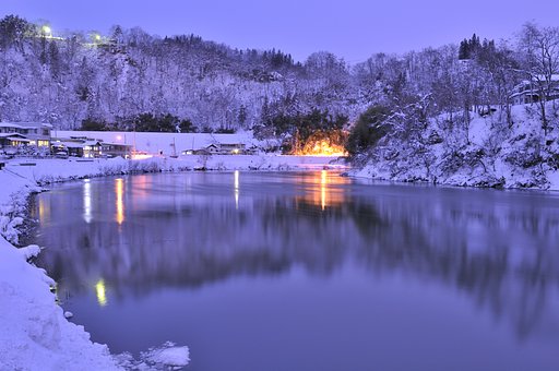 冬の最上川