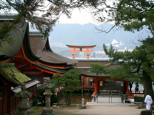 大鳥居