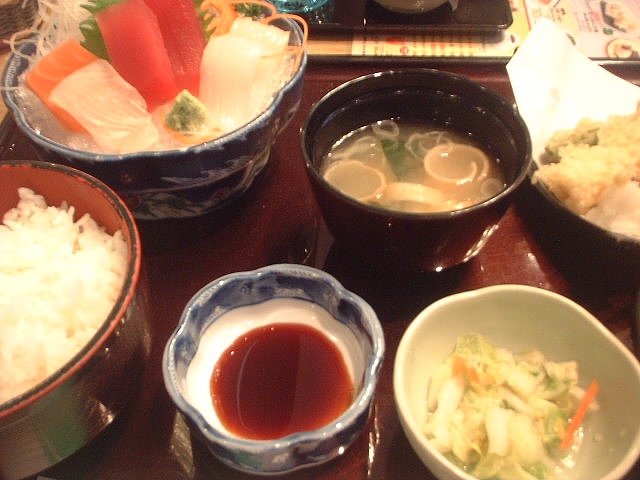 お昼は・・・