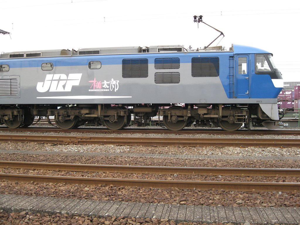 ＥＦ210のロゴはこれかな