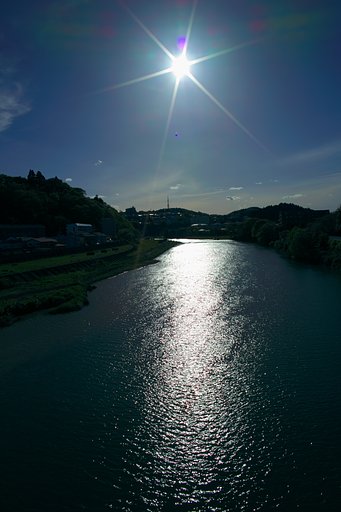 【清和】広瀬川午後の日差し