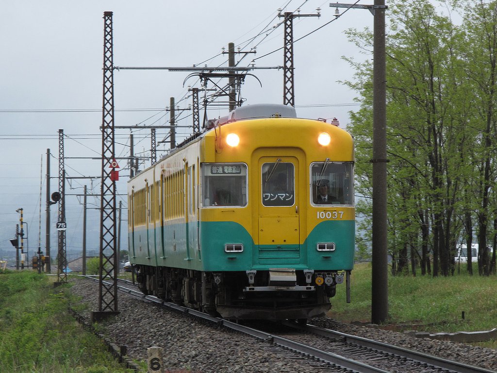富山地方鉄道