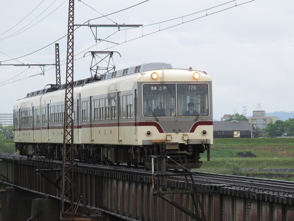 富山地方鉄道