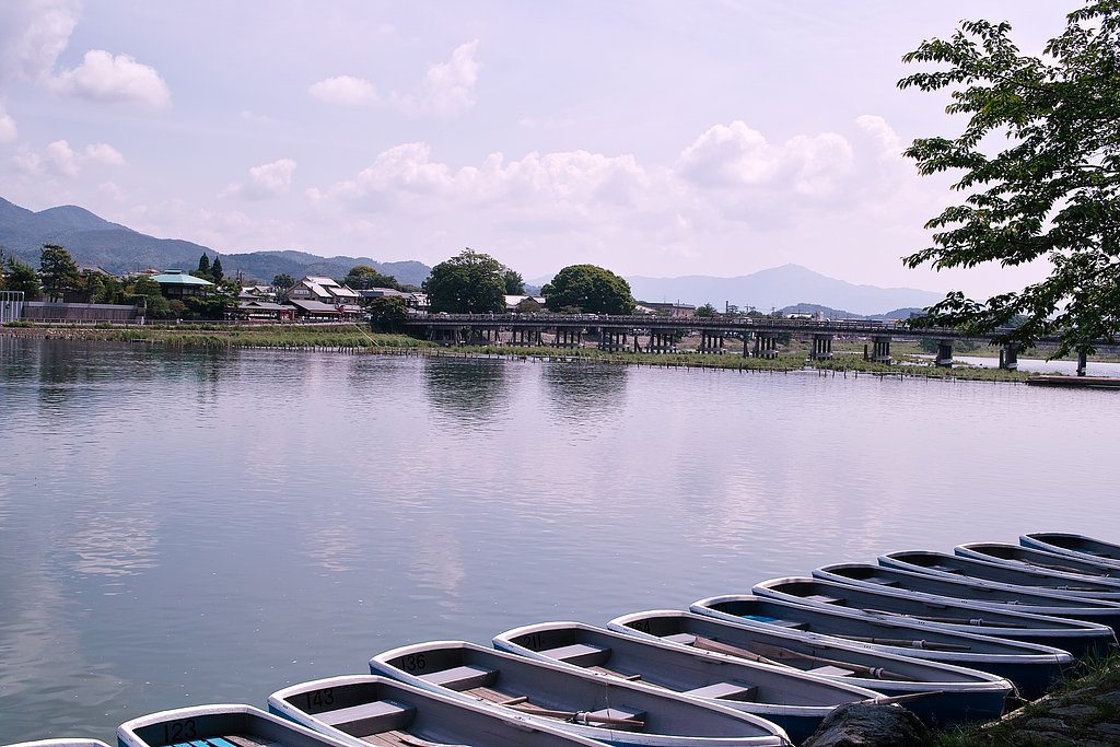 川