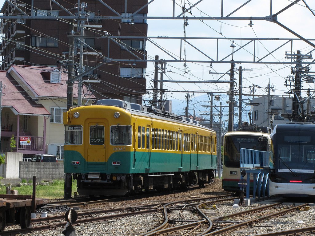 南富山駅出発