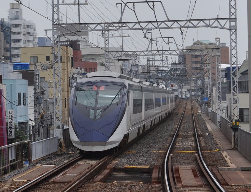 新型スカイライナー試運転風景