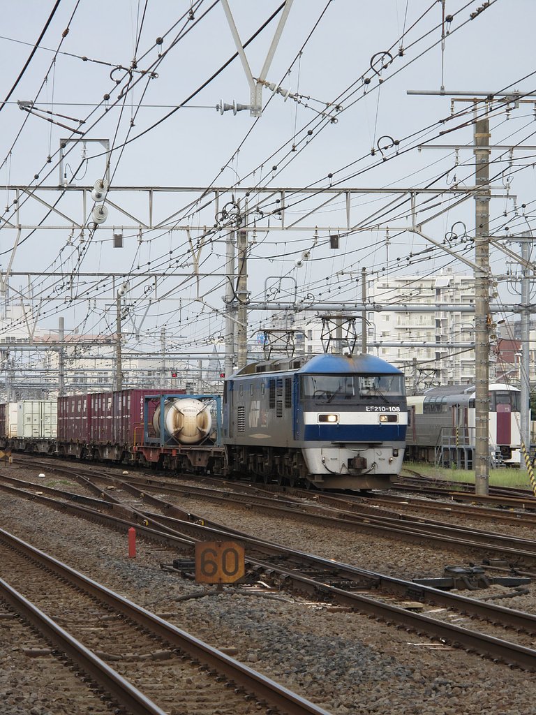 EF210-108