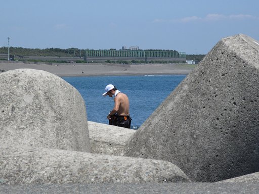 [生活の色]一足先に・・・海の色