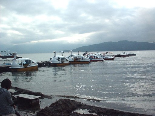 湖