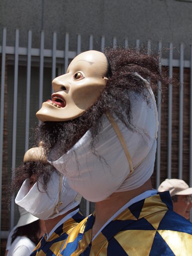 祇園祭　山鉾巡行綾傘鉾