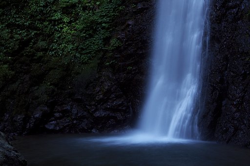 【夏の涼】親孝行の滝