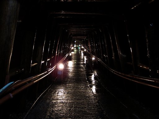足尾銅山跡_地底