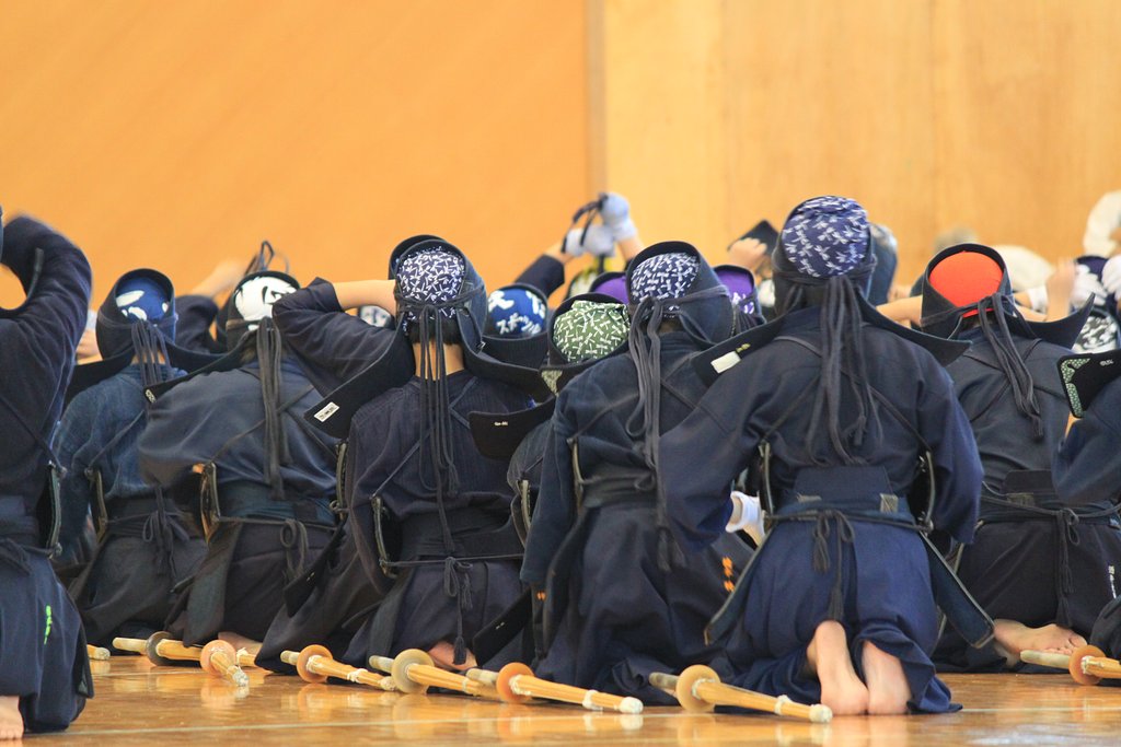 礼を重んじる