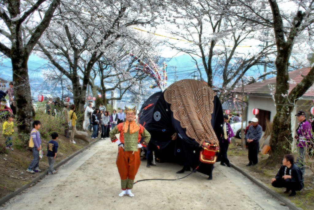 【花のある情景】 屋台獅子