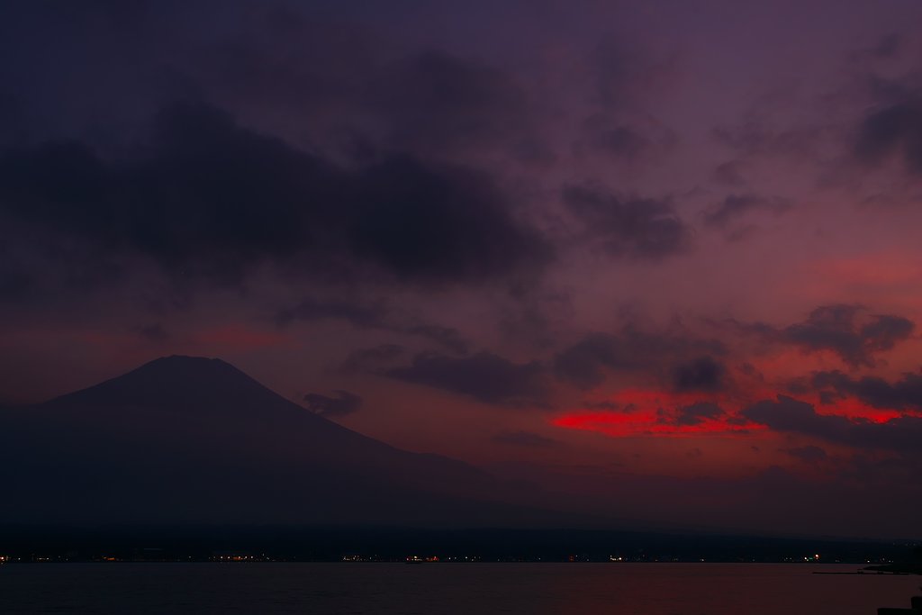 【写真しりとり】移ろう富士　→　「じ」