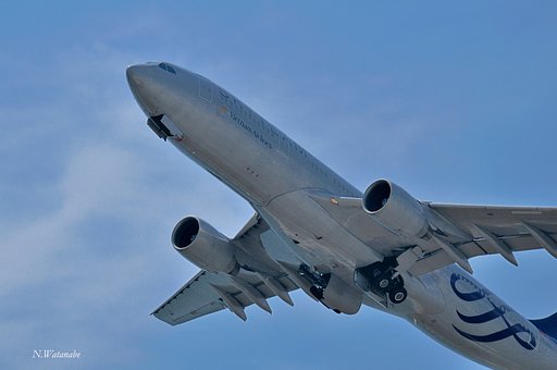 Vietnam Airlines Take off