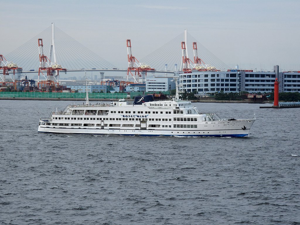 港横浜から
