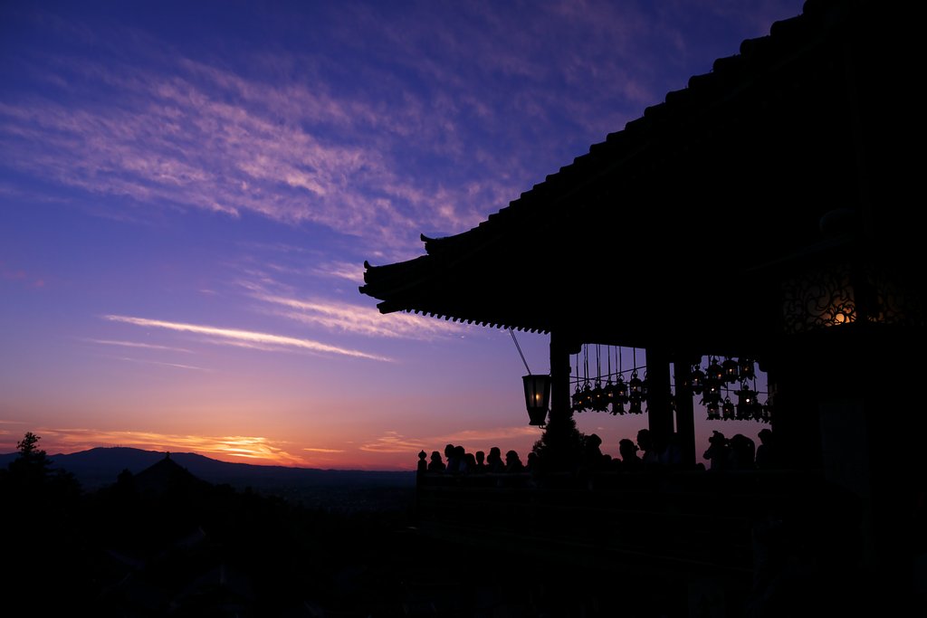 東大寺　二月堂の夕景