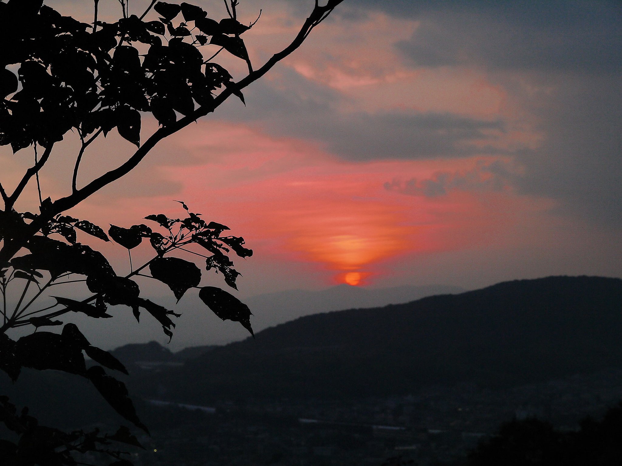 　夕焼け　小焼け