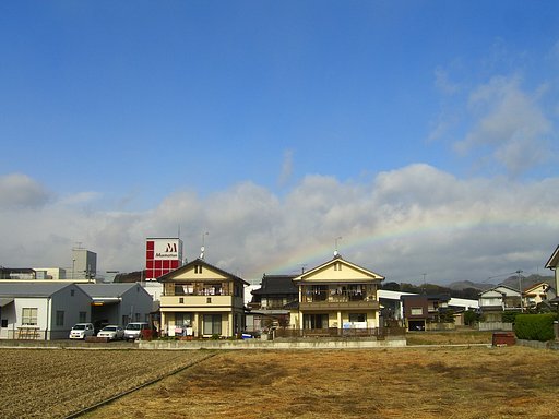 雪雲に虹