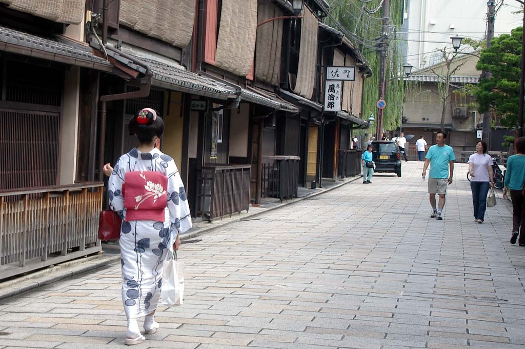 昼下がりの祇園