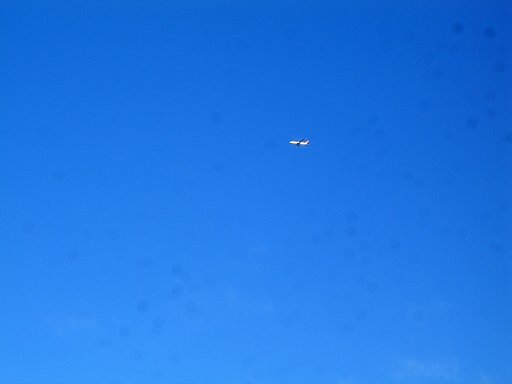 青空に一点