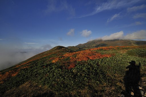 １０月の月山