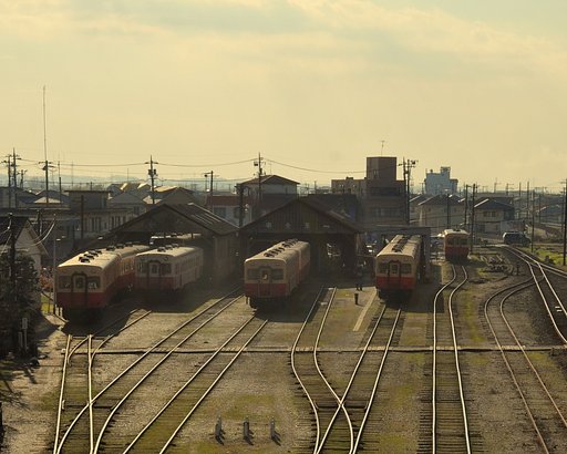 気動車のある風景