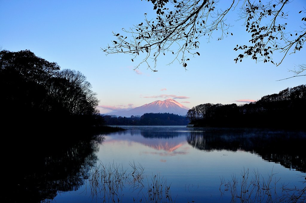 朝焼けの岩手山