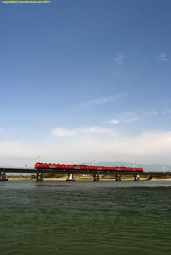 赤い４８５