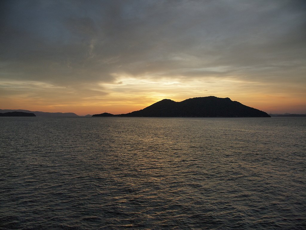 夕なずむ瀬戸内（明るめ）